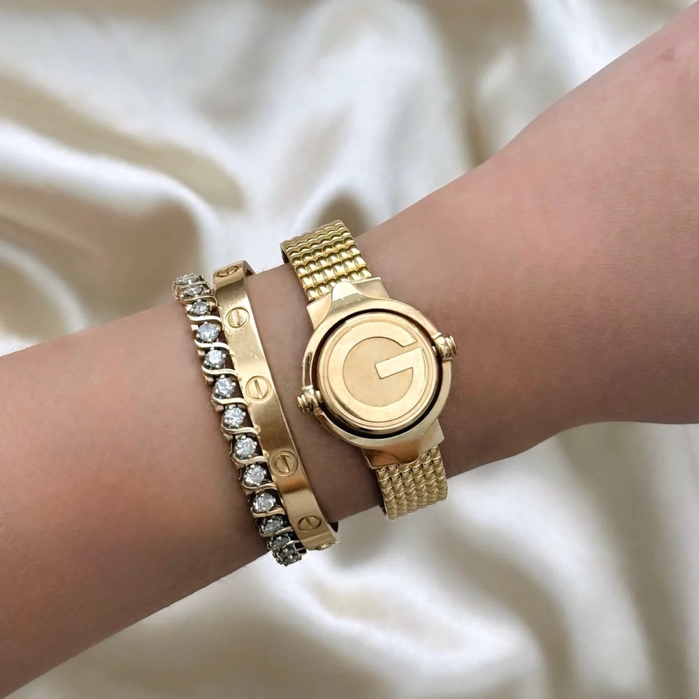 AUTHENTIC VINTAGE GUCCI REVERSIBLE GOLD WATCH - Picture 3 of 5